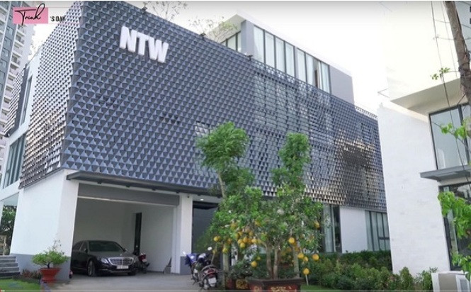 Căn biệt thự rộng 800m2, có tổng giá trị phần đất và nhà thô khoảng 1 triệu đô (24 tỷ đồng). Ảnh chụp màn hình