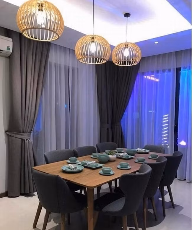 Căn biệt thự là tiền tích góp của danh hài Trường Giang trong những năm lăn lộn với nghề. Ảnh: Dân Việt