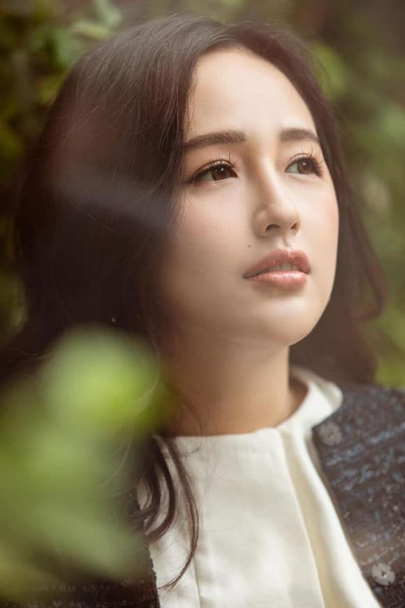 'Phau thuat' sao: Vi sao Mai Phuong Thuy la Hoa hau kho lay chong?