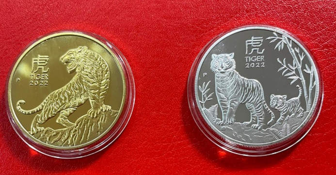 Gan Tet Nham Dan 2022, cho mang ram ro tien li xi hinh ho-Hinh-4