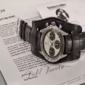 Paul Newman’s Rolex Daytona được Nhà đấu giá Phillips bán đấu giá và ngay lập tức trở thành chiếc đồng hồ Rolex đắt nhất từng được đấu giá trong lịch sử. Ảnh: Watchshopping.