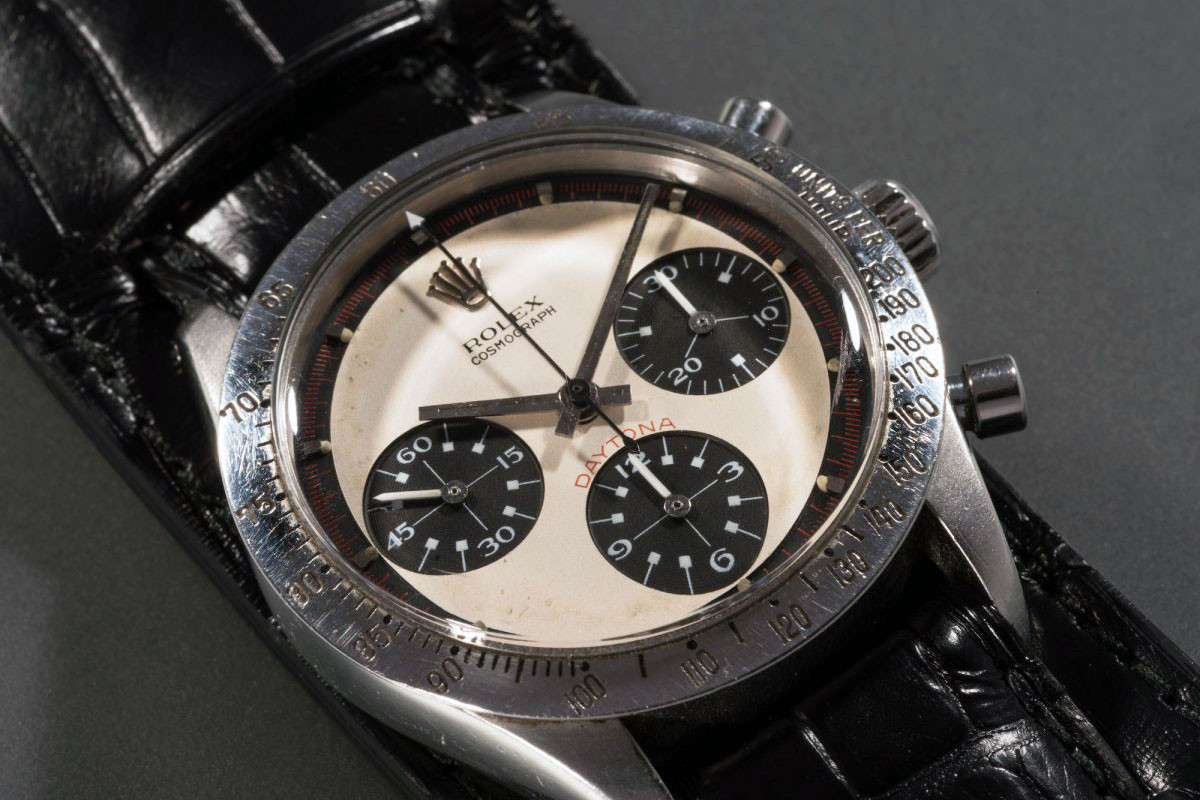 Trong đó, chiếc đồng hồ Rolex đắt nhất là Paul Newman’s Rolex Daytona. Mẫu đồng hồ này của Rolex đã làm nên lịch sử khi tăng vọt đến mức giá 17,8 triệu USD (tương đương 402 tỷ đồng) vào năm 2017. Ảnh: Digital