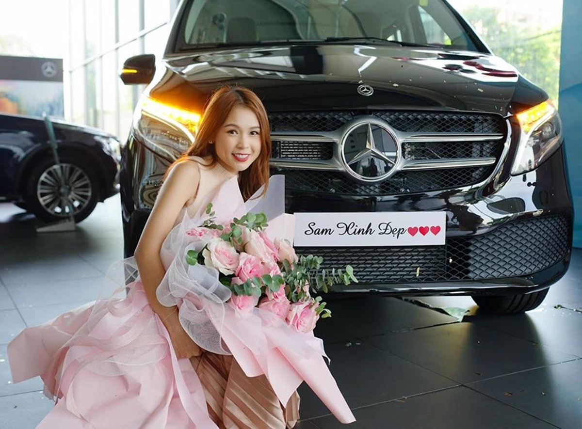 Nữ diễn viên từng chi hơn 3 tỷ đồng sắm chiếc Mercedes V250 bảy chỗ hạng sang và độ lại theo phong cách thương gia. Ảnh: Vietnamnet