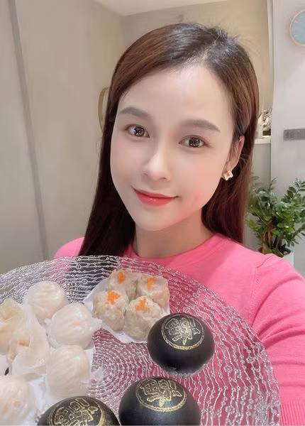 Nhờ sự nghiêm túc và nỗ lực trong hơn 10 năm hoạt động trong showbiz, Sam sở hữu khối tài sản đáng ngưỡng mộ ở tuổi 31. Ảnh: FBNV
