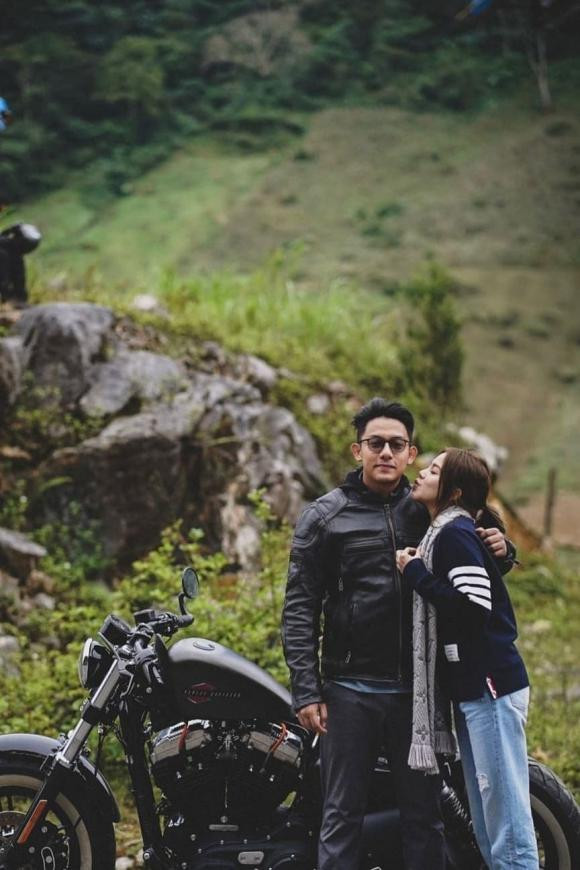 Hau le dinh hon, CEO Tong Dong Khue dua vo xinh dep di phuot-Hinh-3