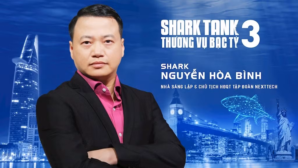 Shark Bình tên thật là Nguyễn Hòa Bình, sinh năm 1981 tại Hà Nội. Ông là nhà sáng lập kiêm chủ tịch Tập đoàn Nexttech. Ảnh: Kinhtechungkhoan