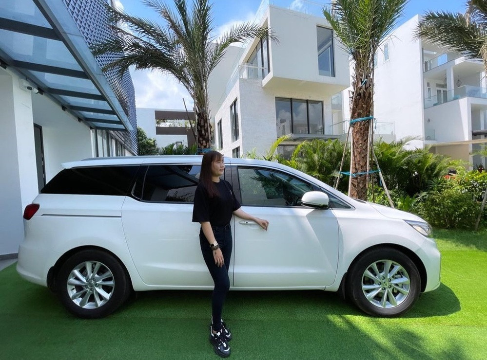 Đây là món quà của Ngọc Trinh dành tặng cho trợ lý sau nhiều năm đồng hành cùng nhau. Ảnh: FBNV