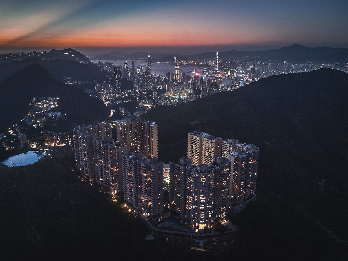 Năm 1981, khu đất Hong Kong Park View tọa lạc ngày nay được tập đoàn Chyau Fwu mua từ cơ quan chức năng Hong Kong rồi tiến hành xây dựng. Ảnh: Hong Kong Parkview