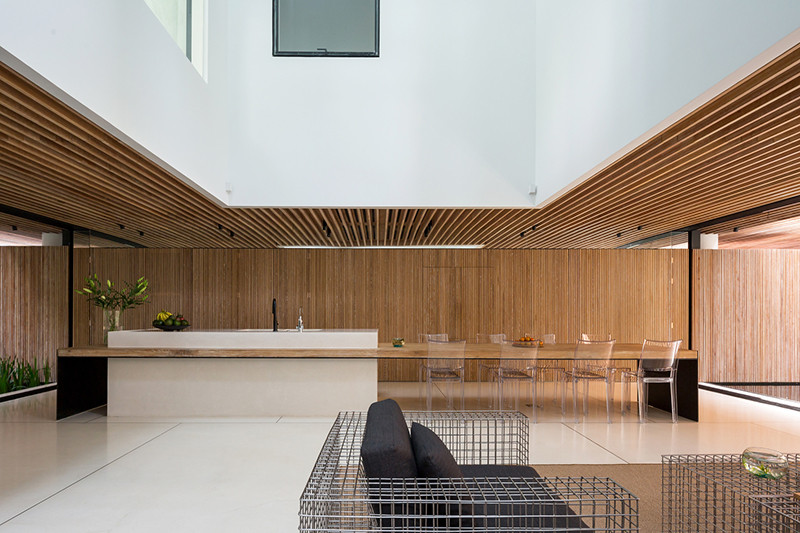 Không gian phòng khách thoáng đãng.