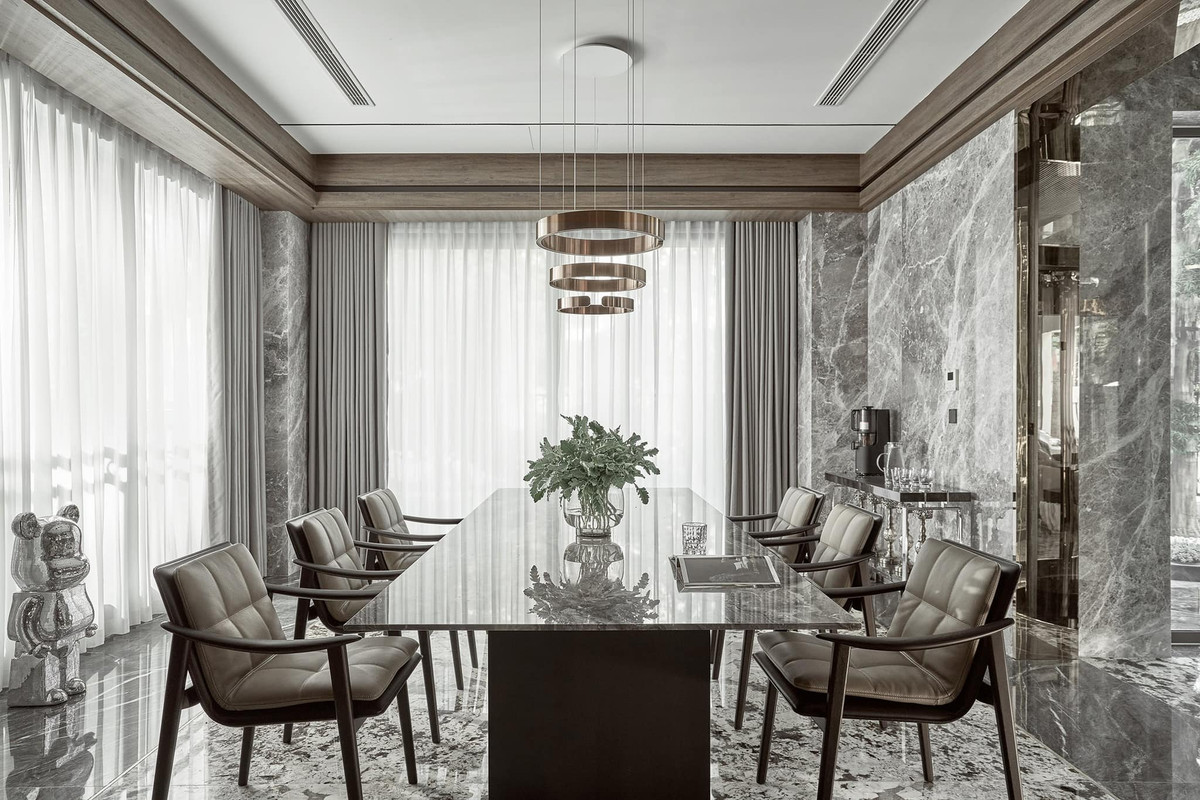 Thiết kế đảm bảo gió lưu thông tự nhiên toàn bộ nhà khi mở cửa, nên lúc nào cũng mát.