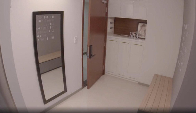 Qua đoạn video có thể thấy căn hộ của Sơn Tùng có thiết kế đơn giản nhưng không kém phần sang trọng. Ảnh chụp màn hình