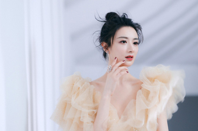 Chỉ trong vòng chưa đầy 5 năm ngắn ngủi, nữ hoàng livestream lọt vào danh sách 500 người giàu có nhất Trung Quốc. Ảnh: Sohu