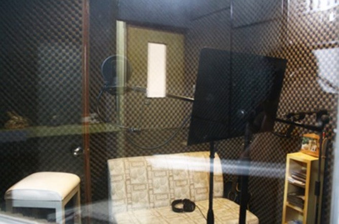 Phòng thu âm được thiết kế tối tân. Ảnh: Internet