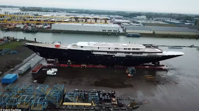 Đây là siêu du thuyền tỷ phú Jeff Bezos quyết định mua ngay sau khi ly hôn.