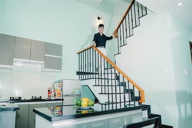 Nhà bếp tinh tế và được trang bị đầy đủ các thiết bị cần thiết. Ảnh: Lao động