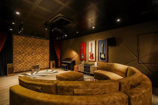 Đoàn Di Băng cũng dự kiến xây dựng khu vui chơi cho con với tông hồng chủ đạo trong căn biệt thự trăm tỷ