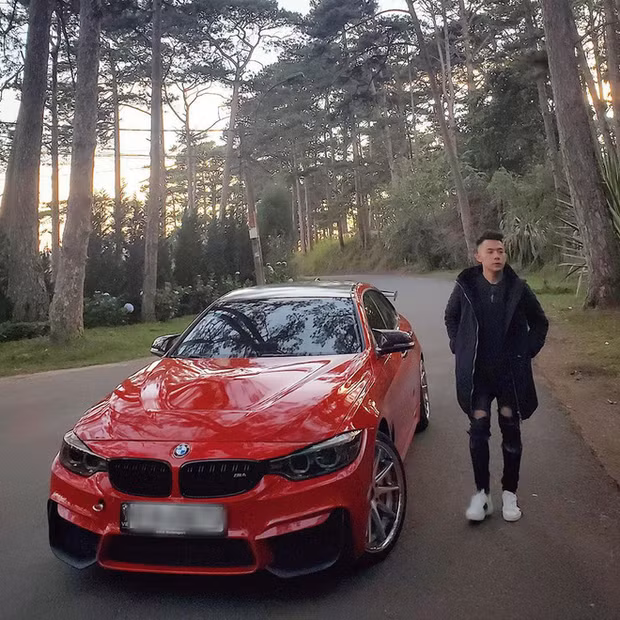 Trước đây, anh chàng từng sở hữu CLA 45, BMW M3 E93 và BMW 428i Grand Coupe.