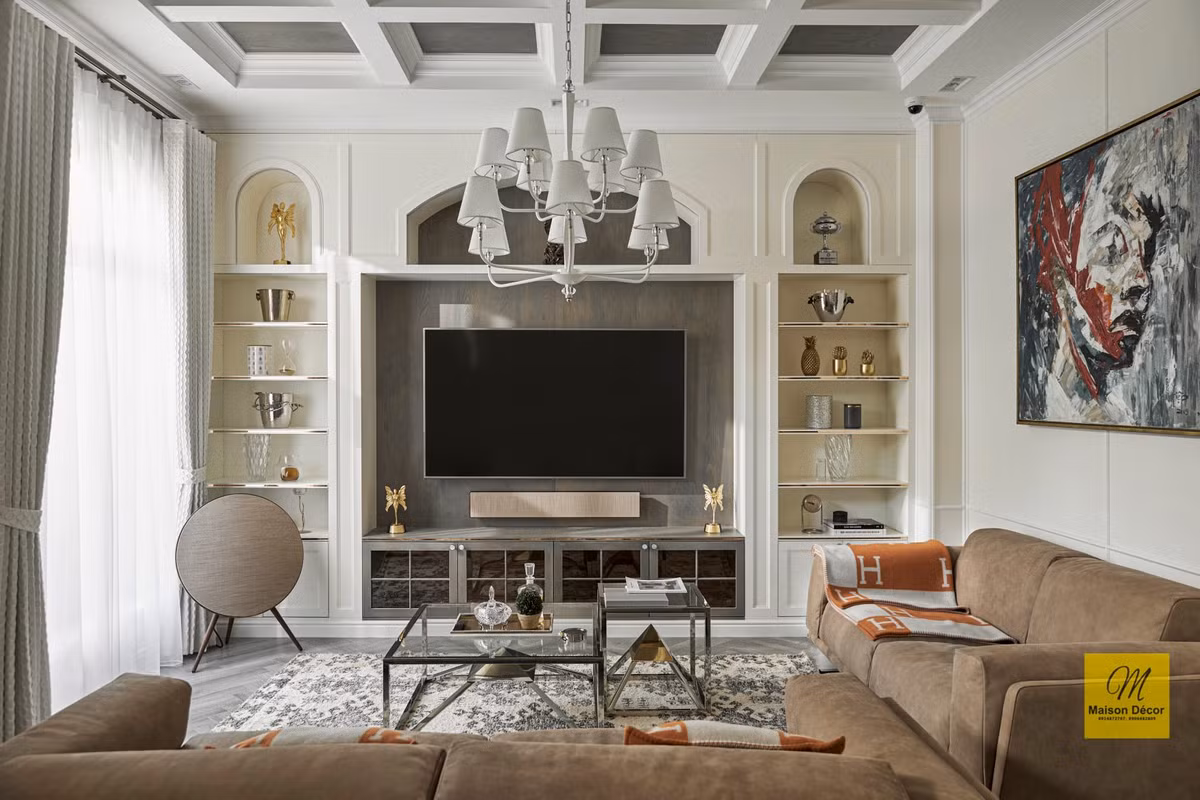 Đơn vị nhận thiết kế nhà của Hoa hậu Hương Giang cho biết, biệt thự được thiết kế theo phong cách tân cổ điển pha lẫn tông lạnh của phong cách Mỹ