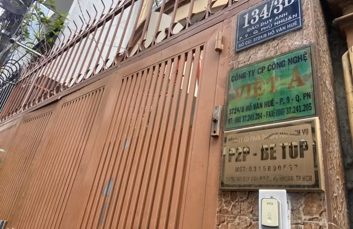 Cong ty Viet A “thoi gia” kit xet nghiem gom nhung co dong nao?