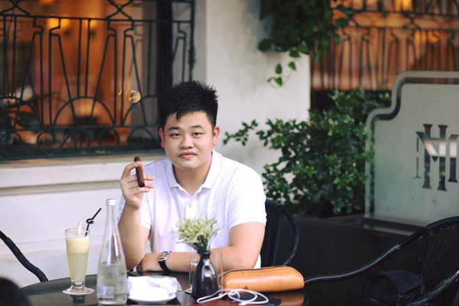 Những món đồ đã trở thành thứ thân quen của anh trong suốt tháng năm tuổi thơ. Ảnh: Thuongtruong