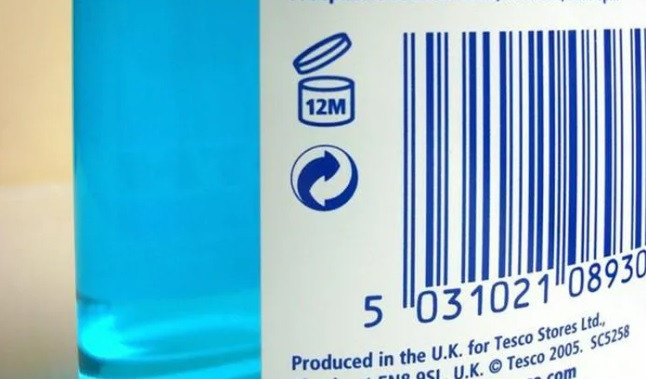 Biểu tượng chiếc hộp mở nắp với con số trên thân hộp trên hầu hết các loại mỹ phẩm là thời hạn sử dụng sau khi mở nắp của sản phẩm. Chữ M là viết tắt của từ tiếng Anh “month” – có nghĩa là “tháng”.