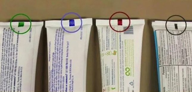 Các ô màu trên tuýp mỹ phẩm cho khách hàng biết nguồn gốc thành phần bên trong nó.