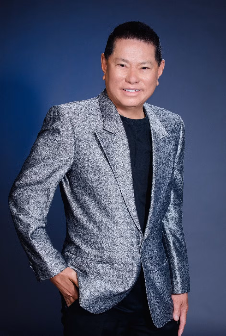 Tỷ phú Hoàng Kiều là doanh nhân người Mỹ gốc Việt. Năm 2017, ông nằm trong Top 400 tỷ phú giàu nhất thế giới theo công bố của Tạp chí Forbes với tài sản 3 tỷ USD. Ảnh: Internet