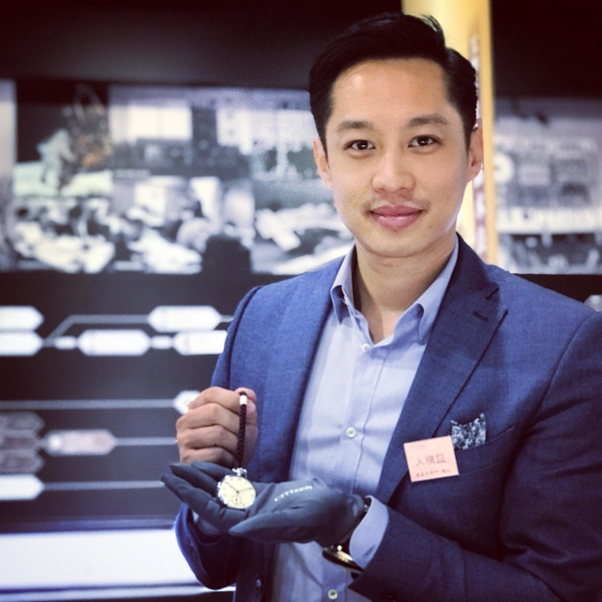 Ngoài ra, John Từ còn tham gia kinh doanh đồ gia dụng, như điều hành công ty phân phối bình lọc nước từ 2018 đến nay. Ảnh: Ngoisao