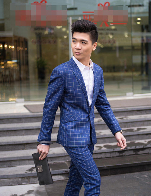 Sau khi du học nước ngoài, Quang Vinh về ngân hàng nơi bố làm chủ tịch HĐQT với tư cách nhân viên kiểm toán nội bộ, đồng thời cũng được luân chuyển qua nhiều phòng ban khác nhau để làm quen với công việc. Ảnh: Internet