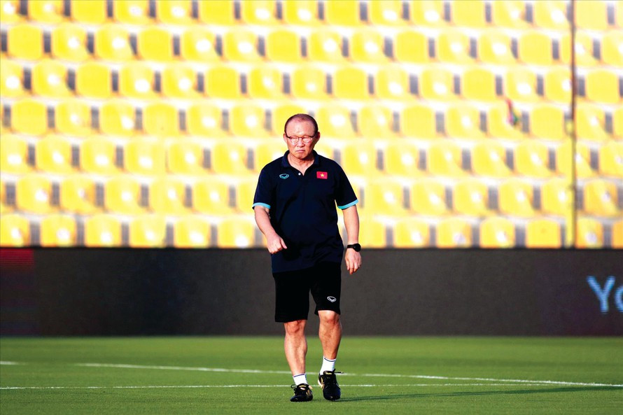 Doi thu vo hinh cua ong Park Hang-seo