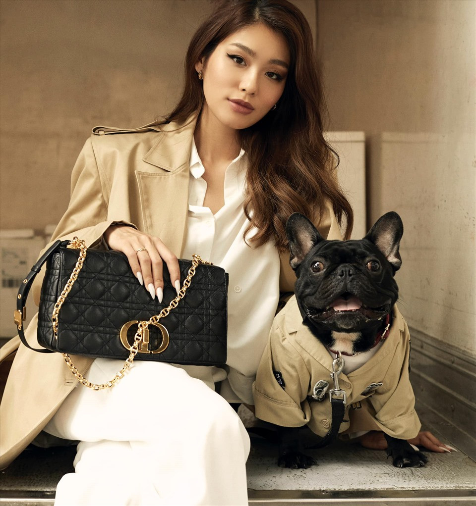 Công việc chủ yếu của rich kid Thảo Nhi là kinh doanh, ngoài ra cô còn làm người mẫu ảnh và KOL cho một số nhãn hàng. Ảnh: FBNV