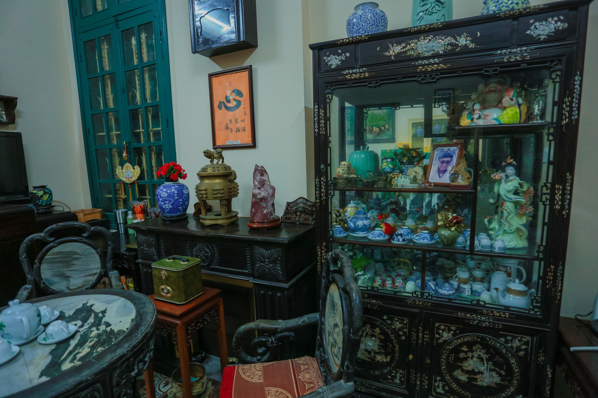 Nếu tính theo giá thị trường, mỗi m2 đất mặt đường Quán Thánh 500 - 600 triệu đồng/ m2 thì giá trị của căn biệt thự có thể được định giá vào khoảng 600 tỷ đồng. Ảnh: Dân trí