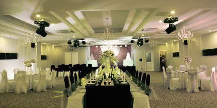 Ngoài bất động sản, Lam Trường còn mở một nhà hàng tiệc cưới nguy nga ở Quận 3, TP HCM. Ảnh: ĐSPL.