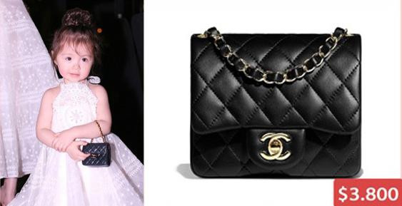 Không hề kém cạnh, Elly Trần chẳng ngại ngần chi hơn trăm triệu để mua đồ hiệu cho con. Nữ diễn viên "đầu tư" những mẫu túi xách mini đến từ thương hiệu Chanel, Dior... cho cô bé Mộc Trà mỗi lần xuất hiện. Ảnh: Internet