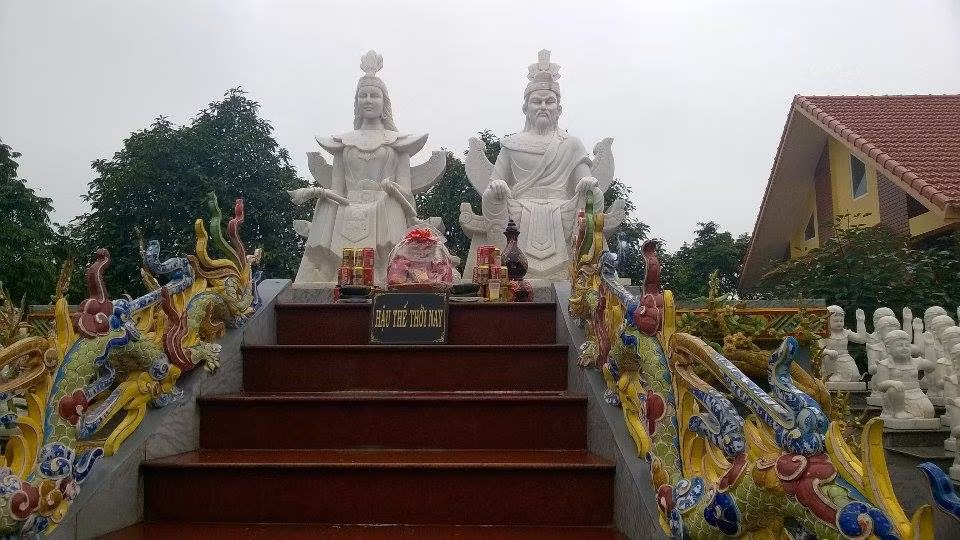 Hang nghin nguoi “cuong tin” lai den Phu Mau The giai han-Hinh-5