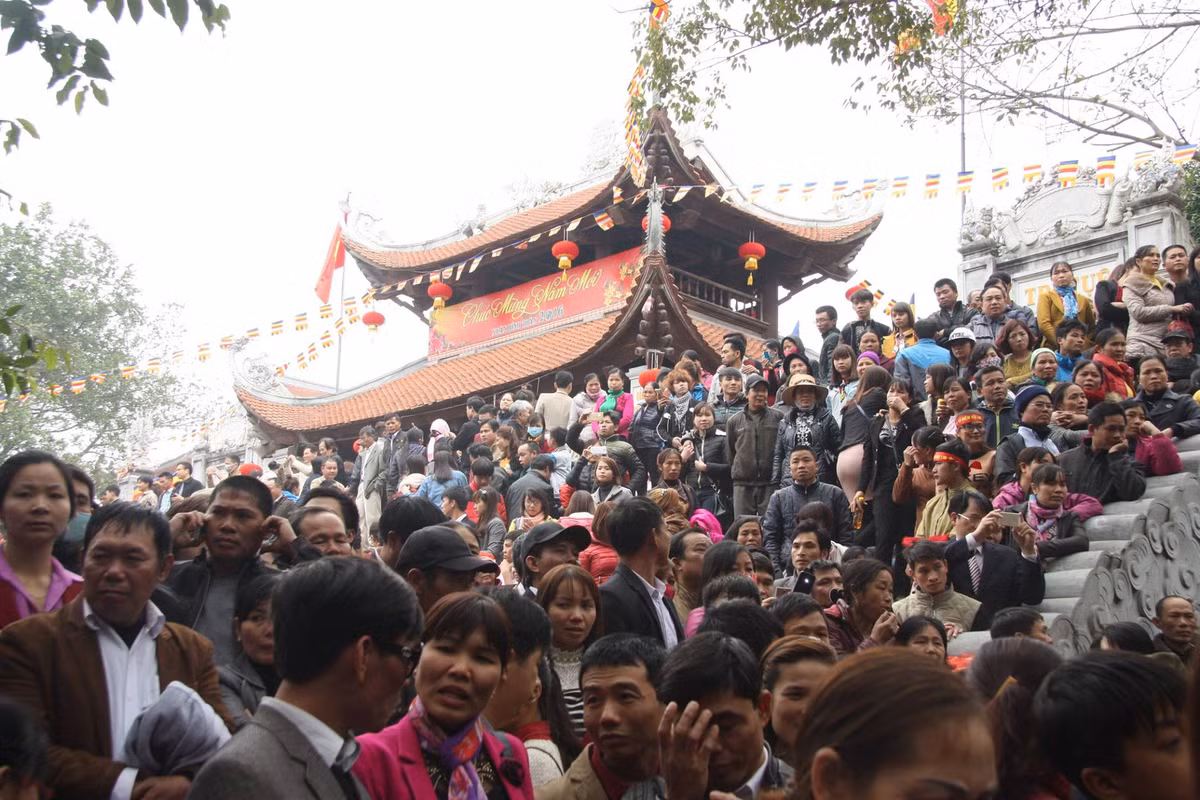 Lễ hội vùng Lim được tổ chức trong hai ngày 19 và 20 /2/2016 (tức ngày 12 và 13 tháng Giêng năm Bính Thân) tại 3 xã thuộc tổng Nội Duệ xưa, nay là thị trấn Lim, xã Nội Duệ và xã Liên Bão, huyện Tiên Du, tỉnh Bắc Ninh. Đây là một hình thức sinh hoạt văn hóa cộng đồng độc đáo và tiêu biểu, thể hiện truyền thống văn hóa lâu đời của quê hương Kinh Bắc.