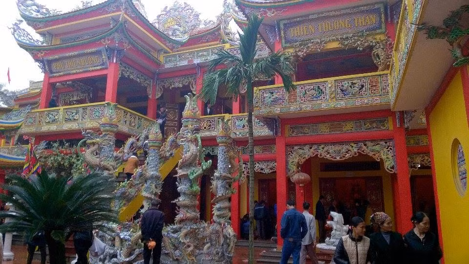 Hang nghin nguoi “cuong tin” lai den Phu Mau The giai han-Hinh-3