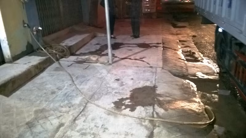 Hai Duong: Hang tram nguoi chan quoc lo, phan doi nha thau QL38-Hinh-2