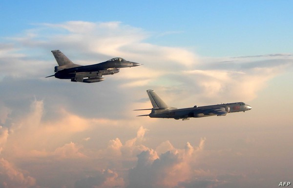 F-16 hiện là tiêm kích chủ lực của Đài Loan. Nước này từng mua tới 150 chiếc F-16 của Mỹ vào năm 1992. Những chiếc F-16 mua này đều thuộc phiên bản A/B Block 20.