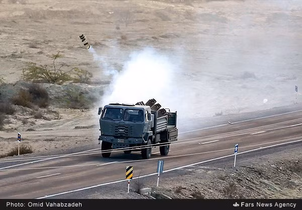 Xe rải mìn đặc chủng của Lục quân Iran.