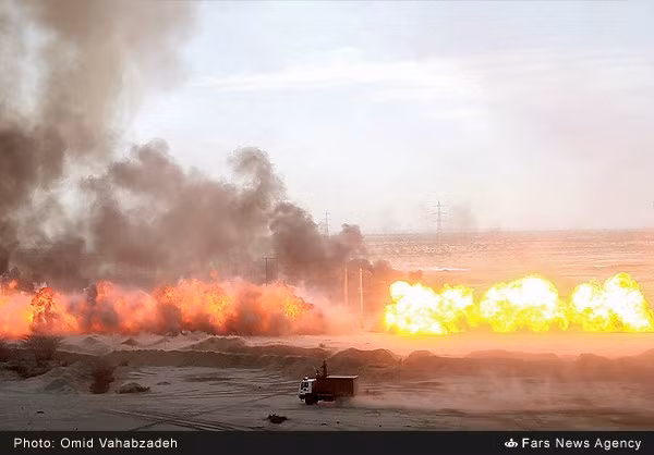 Trong cuộc tập trận này, Lục quân Iran cũng tiến hành thử nghiệm nhiều loại bom pháo gây cháy.