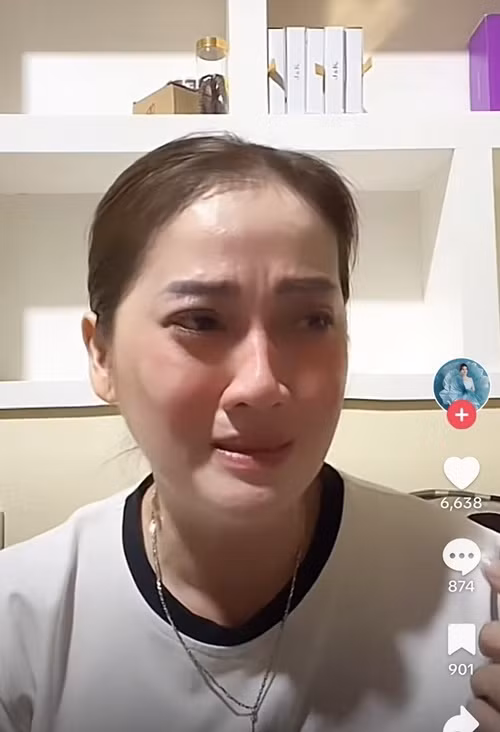 Theo Đời Sống Pháp Luật, quản lý của Hồng Loan cho biết, Vũ Luân đã liên kết với người ngoài để lên kế hoạch tác động không tốt tới công việc và danh tiếng của Hồng Loan. Khi biết sự việc, Hồng Loan không hiểu tại sao Vũ Luân lại "quay xe". Ảnh: Người Lao Động.