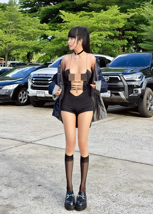 Pattaraporn sở hữu vòng một nảy nở.