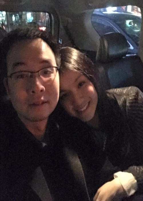 Chồng Thùy Lâm là tiến sĩ kinh tế tên Nguyễn Anh Tuấn, có ngoại hình điển trai. Cặp đôi có hai người con chung: 1 trai, 1 gái. Ảnh: FBNV.