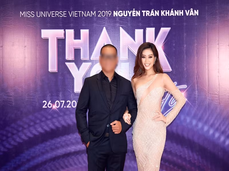 Bạn trai tin đồn của Khánh Vân từng ly hôn.