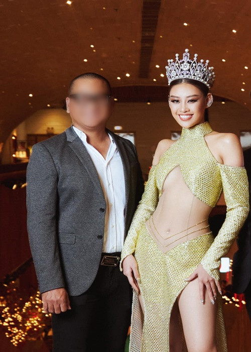 Theo nguồn tin thân cận của Người Đưa Tin, bạn trai của Hoa hậu Khánh Vân là một nhiếp ảnh gia có hơn 10 năm kinh nghiệm.