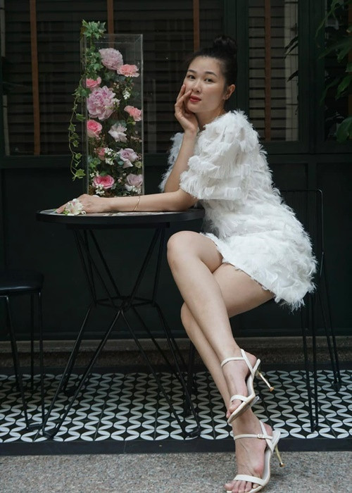 Mạc Anh Thư trở về Việt Nam sau một thời gian cùng con gái sống ở Phần Lan.