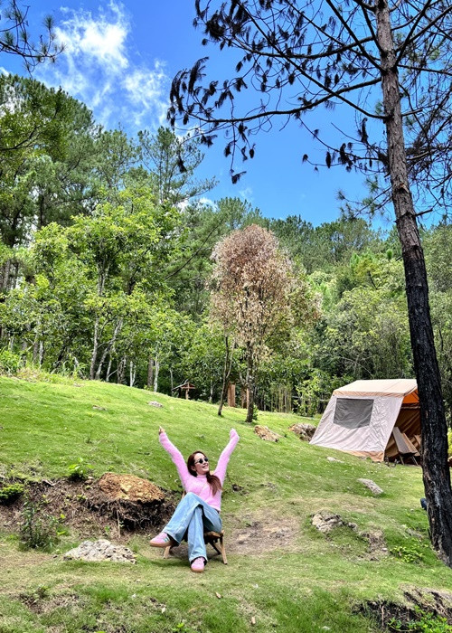 Dành nhiều thời gian cho gia đình, Minh Hằng chưa trở lại với nghệ thuật.