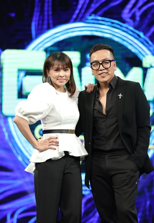 Hoàng Duy cho biết, anh “sợ vợ”. Tuy nhiên, điều này xuất phát từ việc tôn trọng bạn đời. Ảnh: Vietnamnet.