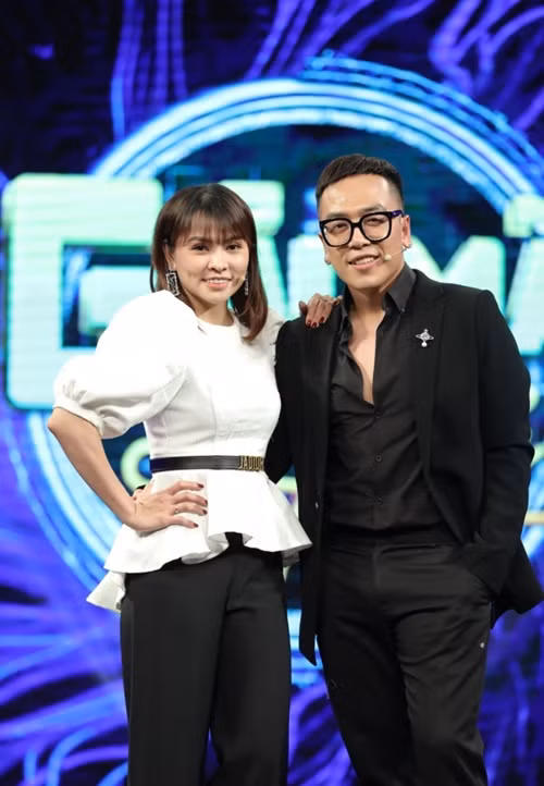 Hoàng Duy cho biết, anh “sợ vợ”. Tuy nhiên, điều này xuất phát từ việc tôn trọng bạn đời. Ảnh: Vietnamnet.